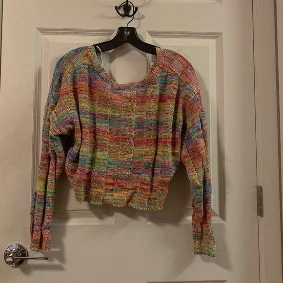 Cropped Sweater - Picture 2 of 3